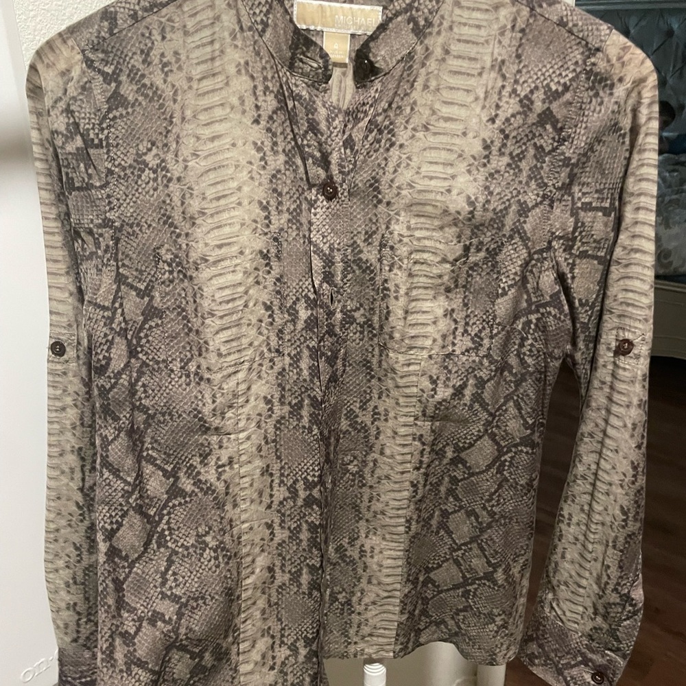 MICHAEL Michael Kors Gray Snake Print Blouse